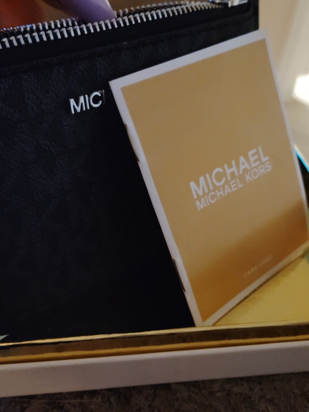 NWT Michael Kors Jet Set Logo Slim Zip Card Case Wallet in Box## New
